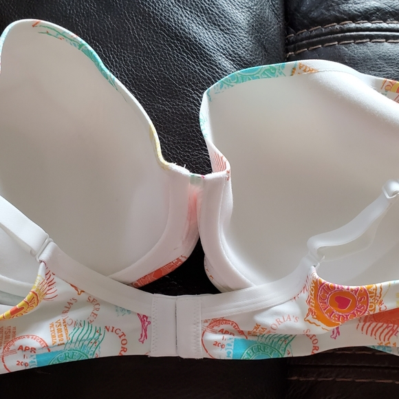 Victoria Secret full coverage lined bra - Picture 2 of 3